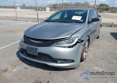 2015 Chrysler 200 S z USA, uszkodzony, nr VIN 1C3CCCBB2FN613080